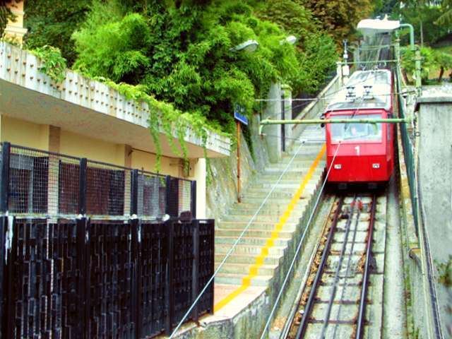 Zecca–Righi funicular FileZeccaRighi funicular at San Simone stationjpg Wikimedia Commons