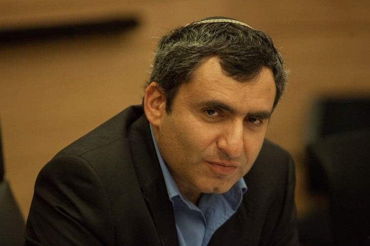 Ze'ev Elkin Netanyahu seeks to sack coalition chairman over Ulpana