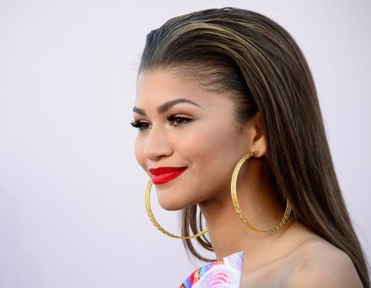 Claire Stoermer Age Zendaya Age Height Parents Net Worth