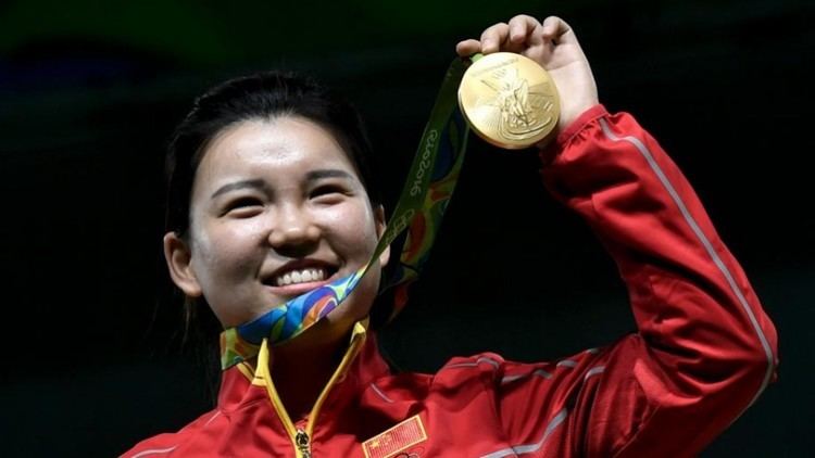 Zhang Mengxue Sharpshooting newcomer Zhang Mengxue wins China39s first gold in Rio