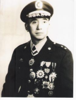 Zhang Xuezhong (general)