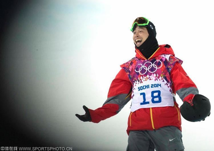 Zhang Yiwei Zhang and Shi place 6th and 7th in men39s snowboard