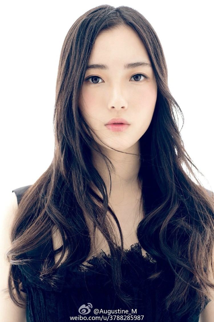 Zhao Jiamin Photoshoot SNH48 Beauties Zhao Jiamin Ju Jingyi and Li Yitong for