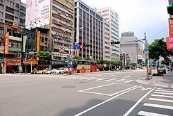 Zhongshan District, Taipei httpsuploadwikimediaorgwikipediacommonsthu