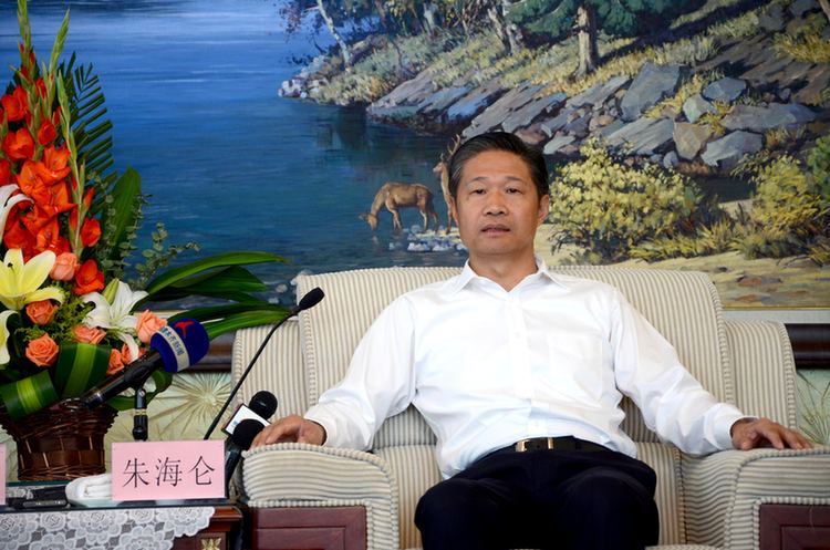 Zhu Hailun Zhu Hailun was interviewed by the Central Media and Provinces and