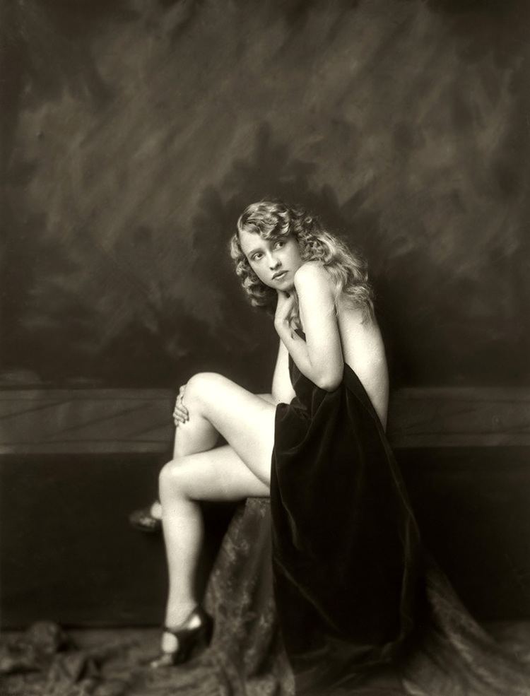 Ziegfeld girl Unknown by znowwhite on DeviantArt