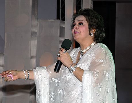 Zil-e-Huma LAHORE Singer ZileHuma39s leg sever NewsOne