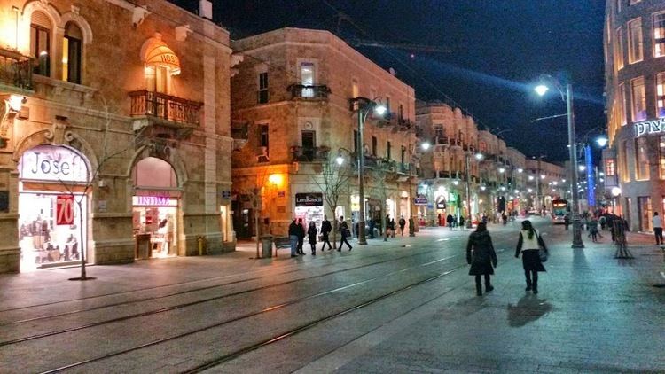 Zion Square Jerusalem City Hall Kikar Tzion Zion Square to become a Landmark