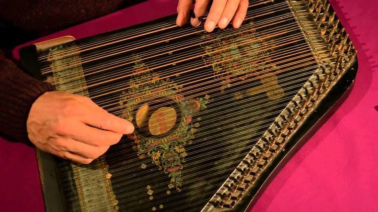 Zither Vivaldi Largo played on a 6chord zither by Etienne de Lavaulx YouTube