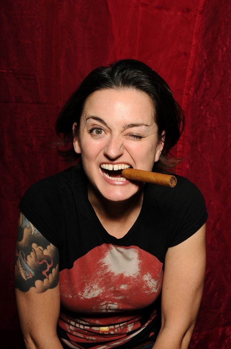 Zoe Lyons Zoe Lyons Wikipedia the free encyclopedia