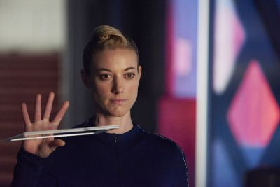 Zoie Palmer May 5 2016 Zoie Palmer Dark Matters Android answers YOUR