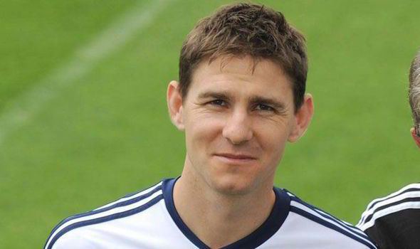 Zoltan Gera Injured Zoltan Gera hopes for new West Brom contract