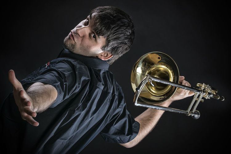 Zoltan Kiss Zoltan Kiss and The world of the Trombone HOME