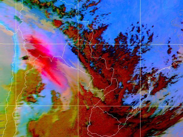 Zonda wind Zonda wind carries dust across Bolivia and Argentina