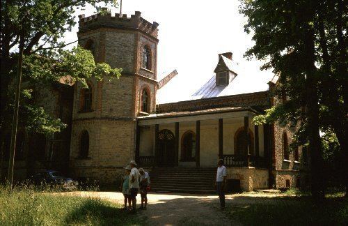 Zvārtava Manor