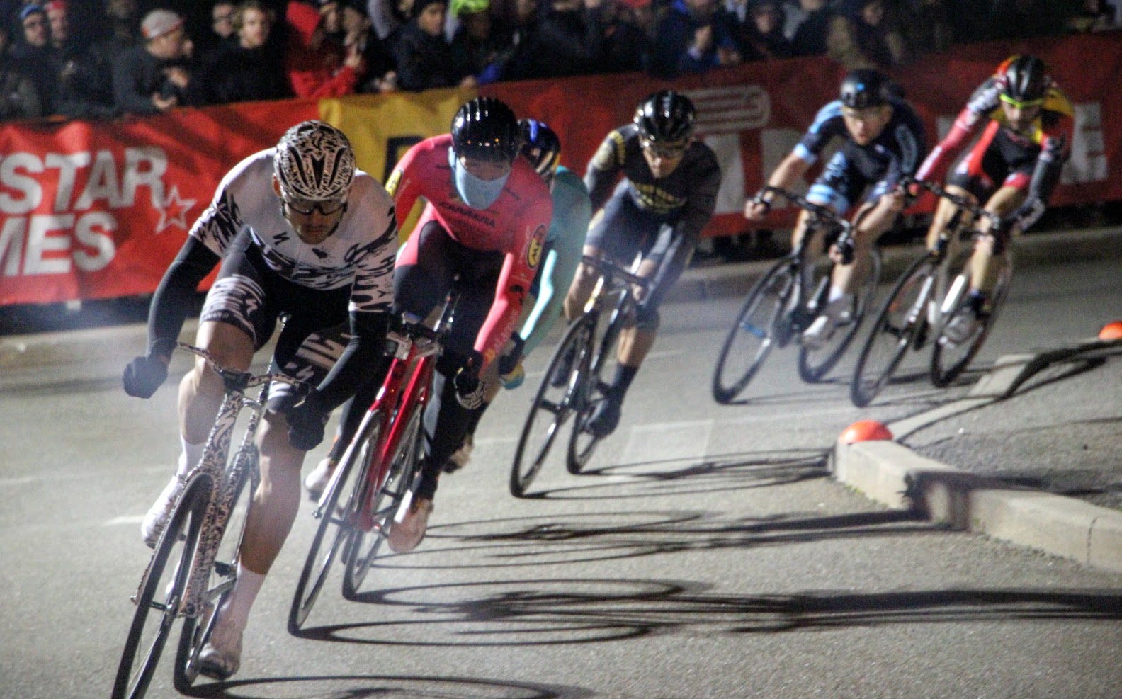 Red Hook Crit Red Hook Crit 2016 Crazy Crashes and Stunning Victories in Brooklyn